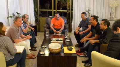 Rodoviários suspendem greve após reunião com o prefeito Arthur Neto