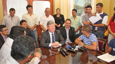 Prefeito Arthur Virgílio Neto - Bolsa Atleta
