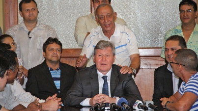 Prefeito Arthur Virgílio Neto - Bolsa Atleta