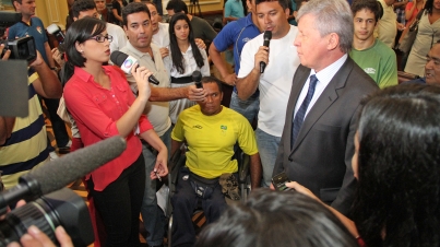 Prefeito Arthur Virgílio Neto - Bolsa Atleta