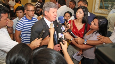 Prefeito Arthur Virgílio Neto - Bolsa Atleta