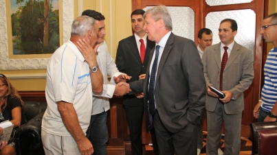 Prefeito Arthur Virgílio Neto - Bolsa Atleta
