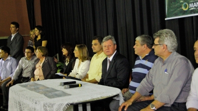 Entrega de certificados de qualificação profissional aos permissionários do Adolfo Lisboa