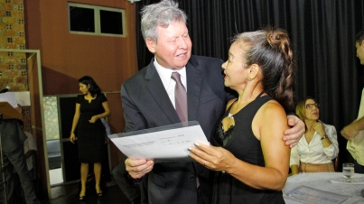 Entrega de certificados de qualificação profissional aos permissionários do Adolfo Lisboa