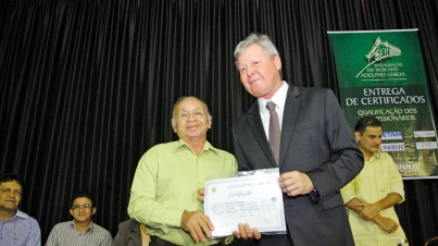 Entrega de certificados de qualificação profissional aos permissionários do Adolfo Lisboa