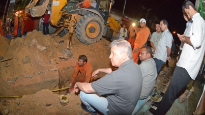 Arthur Virgílio visita obras da adutora do Mauazinho