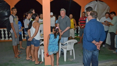 Arthur Virgílio visita obras da adutora do Mauazinho
