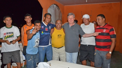 Arthur Virgílio visita obras da adutora do Mauazinho