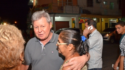 Arthur Virgílio visita obras da adutora do Mauazinho