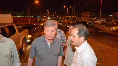 Arthur Virgílio visita obras da adutora do Mauazinho