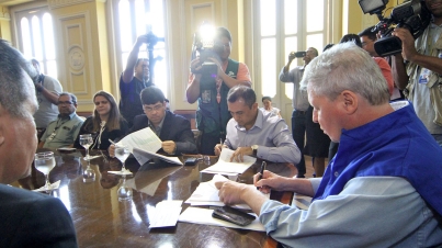 Assinatura de contrato com Empresa de Monitoramento