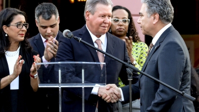 Assinatura do HOST CITY CONTRACT - Contrato de Cidade Sede