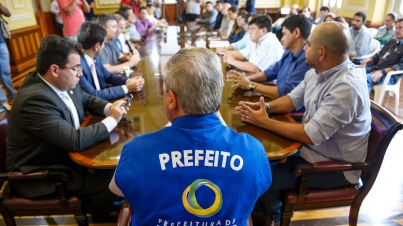 Assinatura do Decreto de Desburocratização