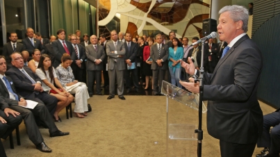 Lançamento do livro sobre o perfil parlamentar do Senador Arthur Virgílio Filho