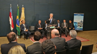 Lançamento do livro sobre o perfil parlamentar do Senador Arthur Virgílio Filho