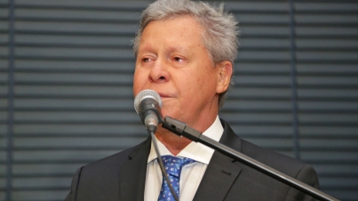 Lançamento do livro sobre o perfil parlamentar do Senador Arthur Virgílio Filho