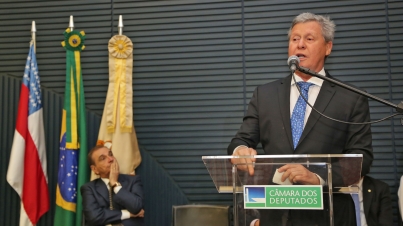Lançamento do livro sobre o perfil parlamentar do Senador Arthur Virgílio Filho