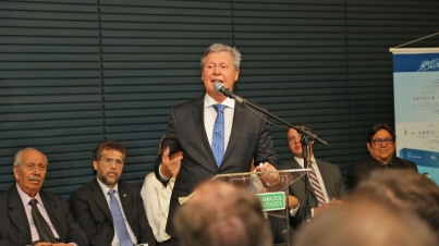 Lançamento do livro sobre o perfil parlamentar do Senador Arthur Virgílio Filho