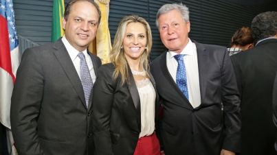 Lançamento do livro sobre o perfil parlamentar do Senador Arthur Virgílio Filho