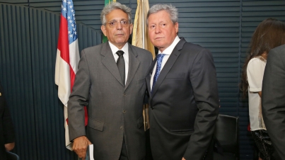 Lançamento do livro sobre o perfil parlamentar do Senador Arthur Virgílio Filho