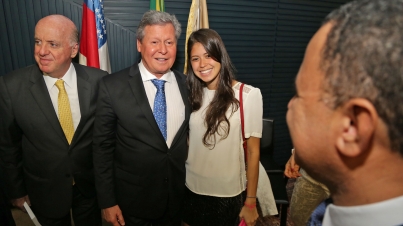 Lançamento do livro sobre o perfil parlamentar do Senador Arthur Virgílio Filho