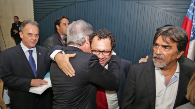 Lançamento do livro sobre o perfil parlamentar do Senador Arthur Virgílio Filho