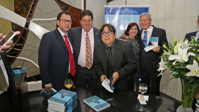 Lançamento do livro sobre o perfil parlamentar do Senador Arthur Virgílio Filho