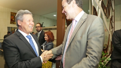 Lançamento do livro sobre o perfil parlamentar do Senador Arthur Virgílio Filho