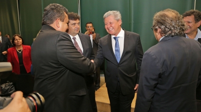 Lançamento do livro sobre o perfil parlamentar do Senador Arthur Virgílio Filho