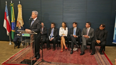 Lançamento do livro sobre o perfil parlamentar do Senador Arthur Virgílio Filho