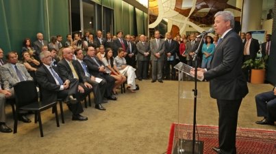 Lançamento do livro sobre o perfil parlamentar do Senador Arthur Virgílio Filho