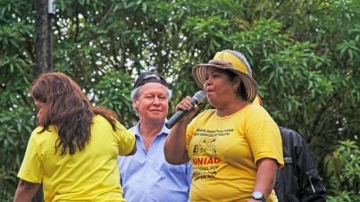 Protesto dos sem teto no condomínio do Prefeito