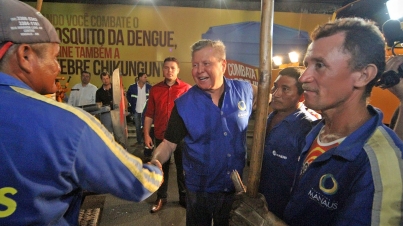 Obras de Asfalto na Bola do Coroado
