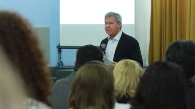 Conferência de novas metas para educação